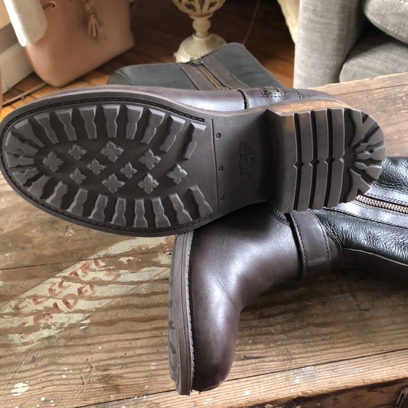 Leather Ugg Boots - Picture 8 of 16